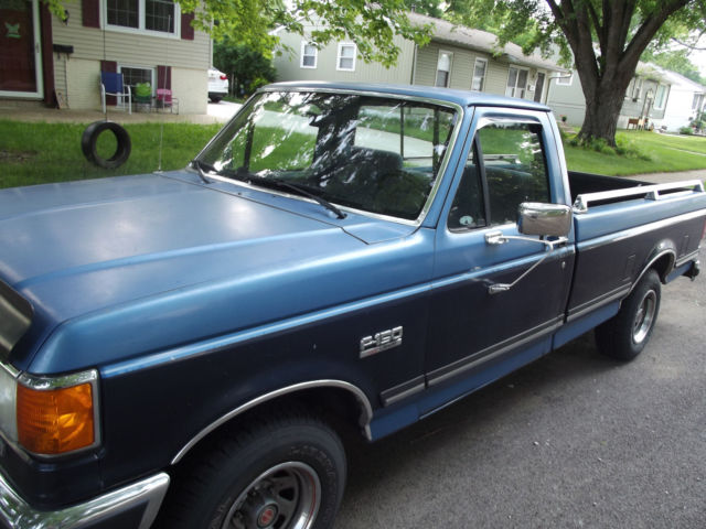 1989 blue Ford F-150 Standard Cab Pickup