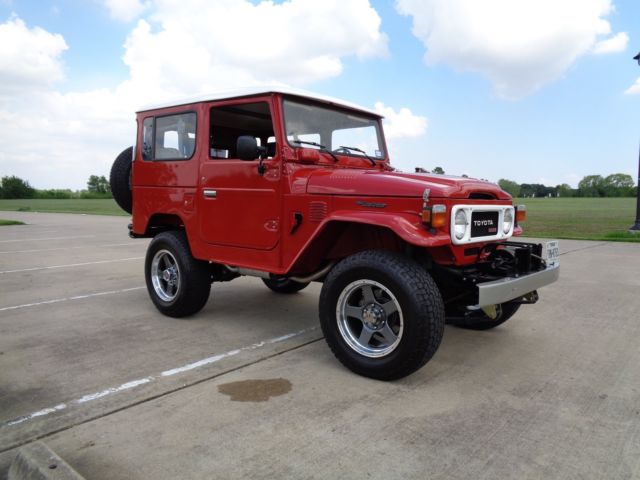1981 Red Toyota Land Cruiser Removable Hardtop