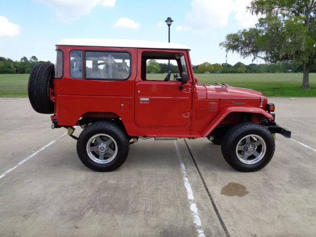 1981 Red Toyota Land Cruiser Removable Hardtop