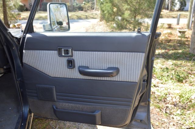 1990 Gunstock Gray Toyota Land Cruiser SUV