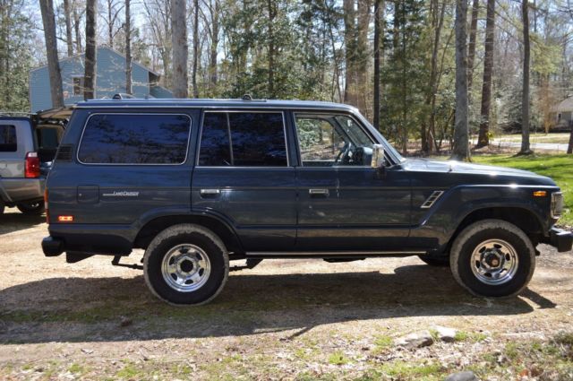 1990 Gunstock Gray Toyota Land Cruiser SUV