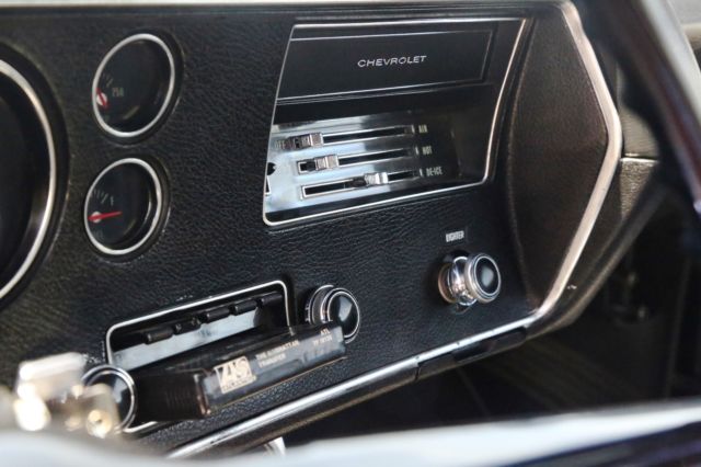 1970 Red Chevrolet Chevelle Coupe