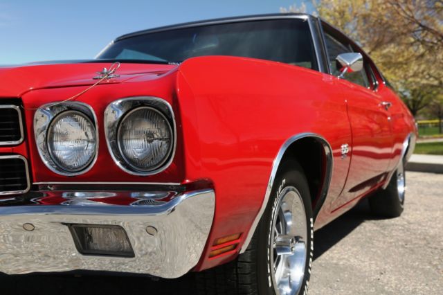 1970 Red Chevrolet Chevelle Coupe