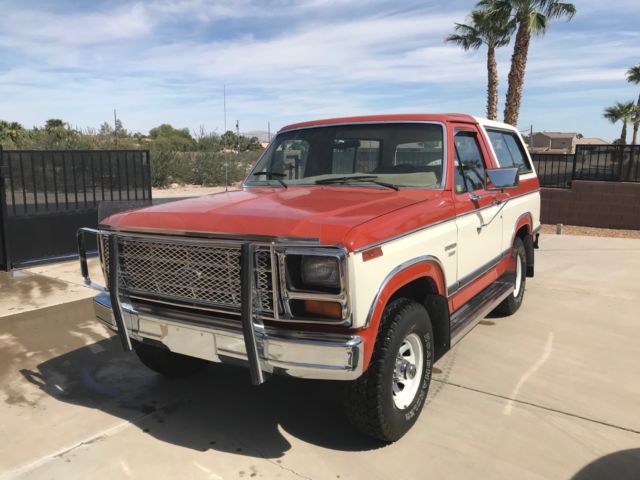 1983 White/Red Ford Bronco Convertible