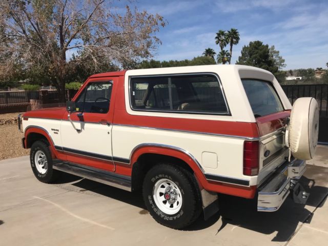 1983 White/Red Ford Bronco Convertible