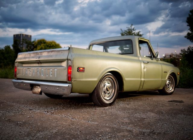 1970 Green Chevrolet C-10 Standard Cab Pickup