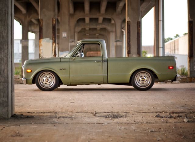 1970 Green Chevrolet C-10 Standard Cab Pickup
