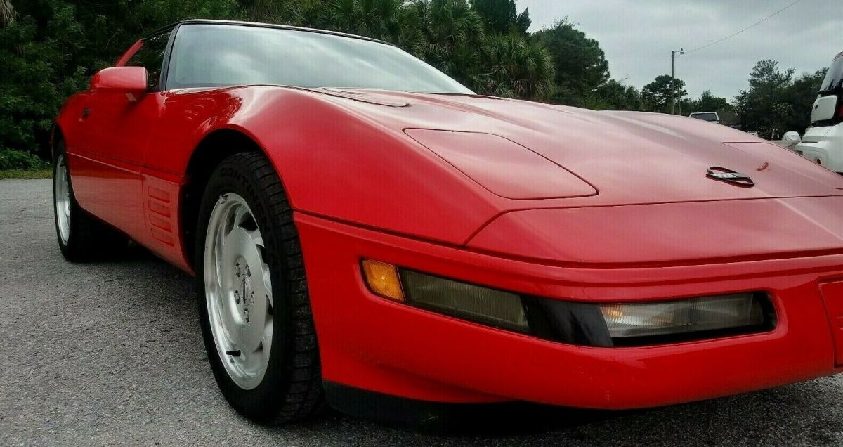 1993 Red Chevrolet Corvette Removable top