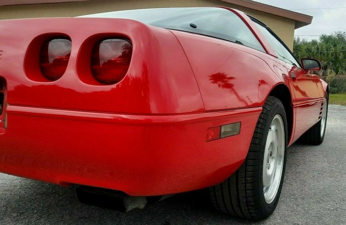 1993 Red Chevrolet Corvette Removable top