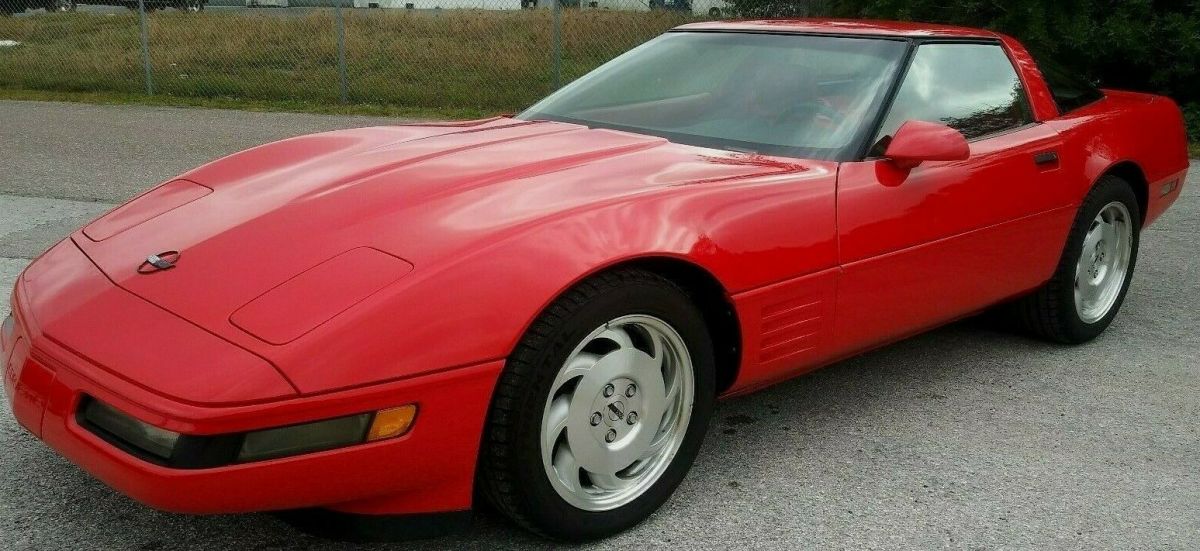 1993 Red Chevrolet Corvette Removable top
