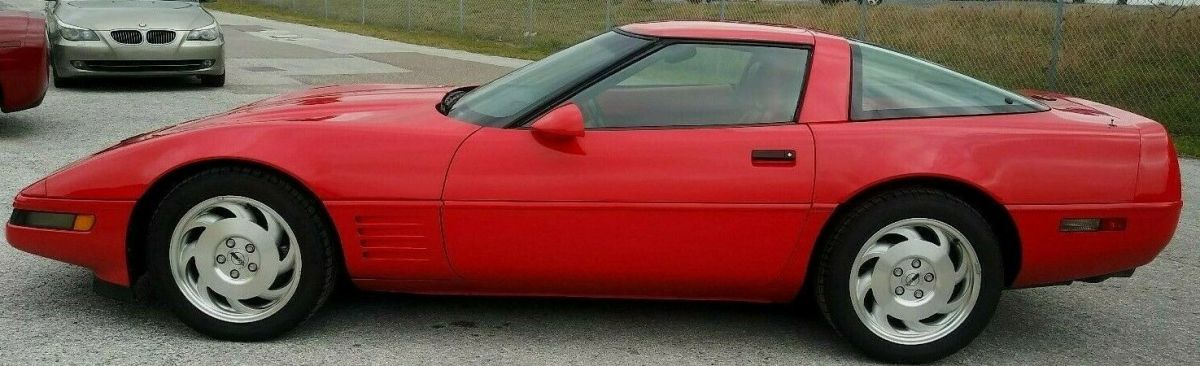 1993 Red Chevrolet Corvette Removable top