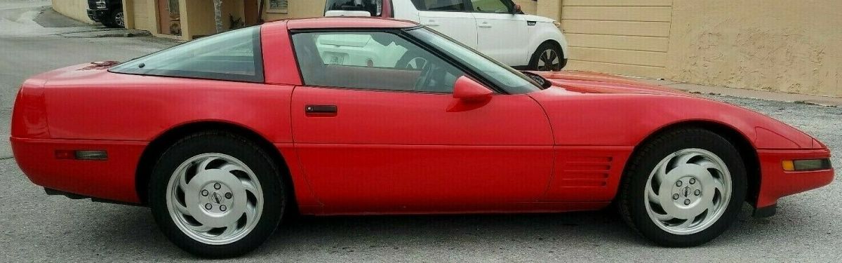 1993 Red Chevrolet Corvette Removable top