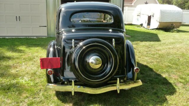 1936 Black Ford Model 68 Sedan