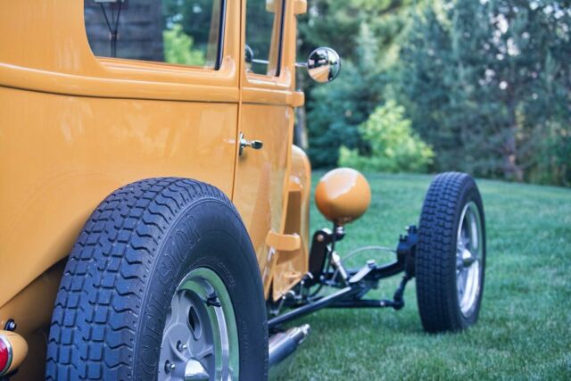1926 Yellow Ford TUDOR Tudor