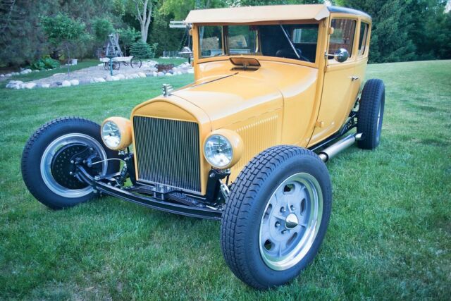 1926 Yellow Ford TUDOR Tudor
