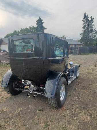1926 Black Ford Model T Sedan
