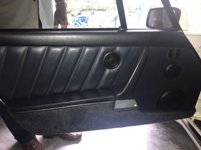 1989 WHITE Porsche 930 Coupe