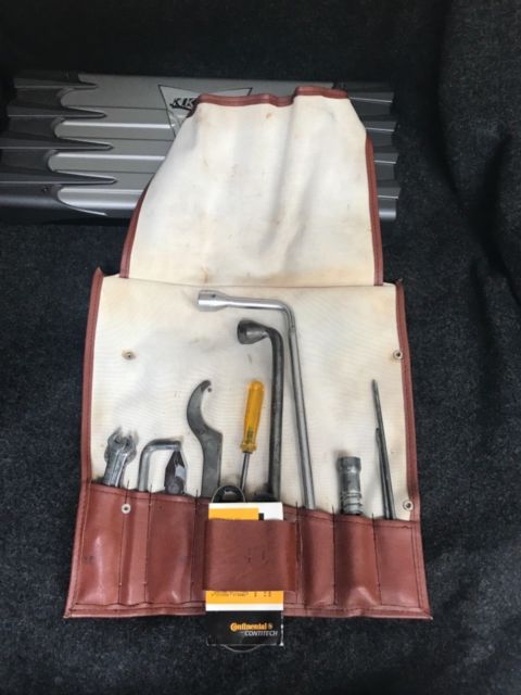 1989 WHITE Porsche 930 Coupe