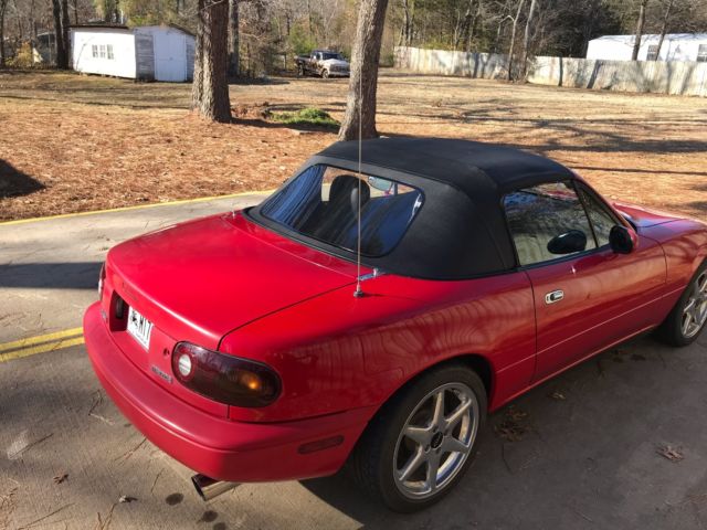 1991 Red Mazda MX-5 Miata Convertible