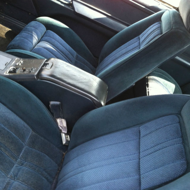 1988 Blue Ford Thunderbird Coupe