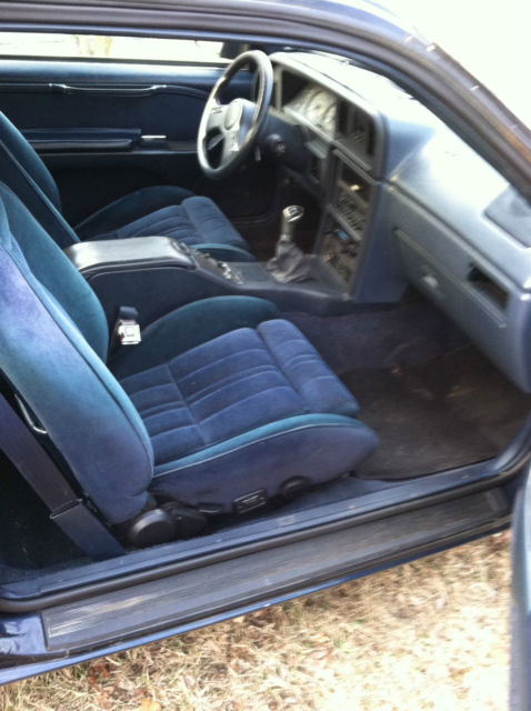 1988 Blue Ford Thunderbird Coupe