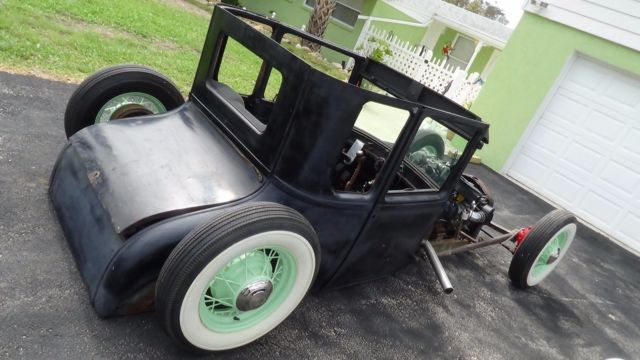 1927 Black Ford Model T Coupe