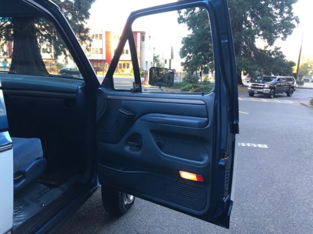 1994 Blue Ford F-350 Crew Cab Pickup