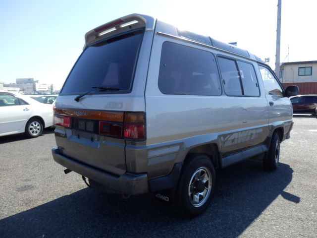 1991 Gold Toyota Liteace Van