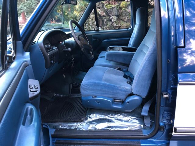 1994 Blue Ford F-350 Crew Cab Pickup