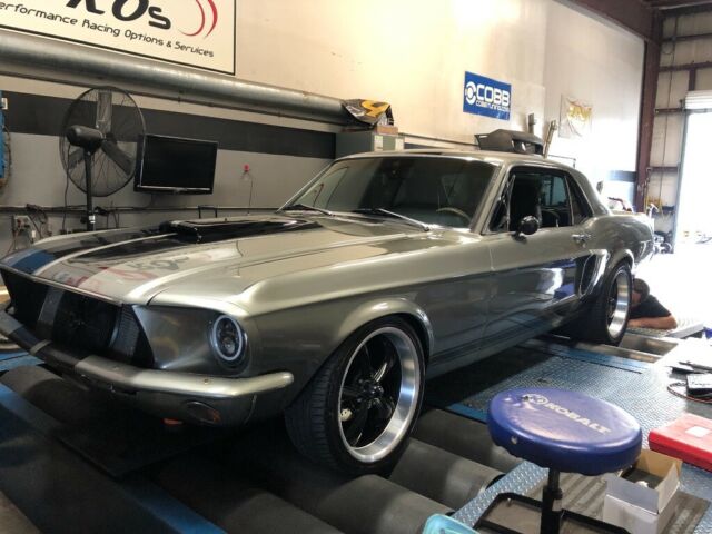 1967 Pepper grey Ford Mustang Coupe