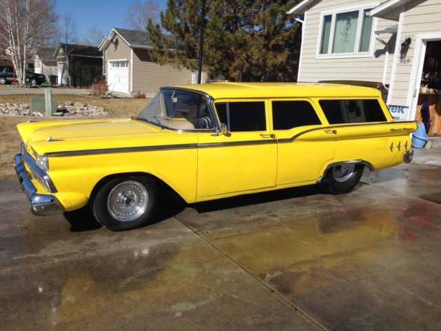 1959 Ford Fairlane Wagon