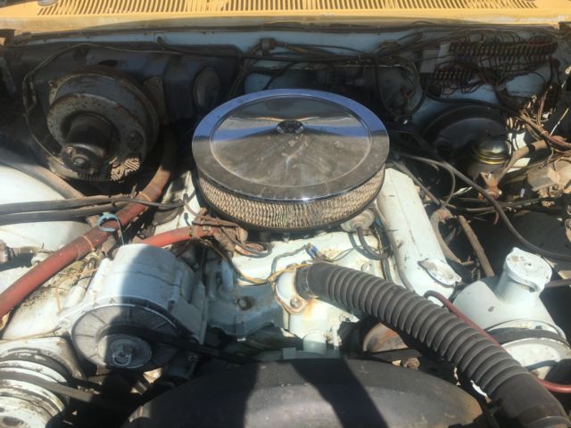 1962 Pontiac Bonneville 4 Door Hard Top