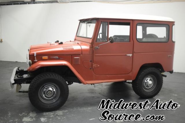 1972 RED Toyota Land Cruiser TWO DOOR