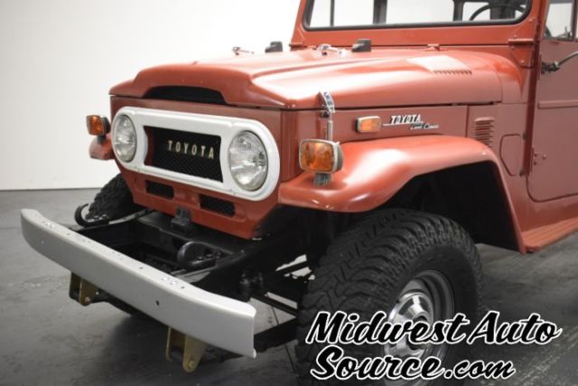 1972 RED Toyota Land Cruiser TWO DOOR