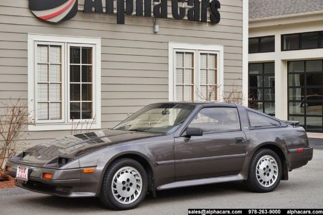 1986 Gray Nissan 300ZX Coupe