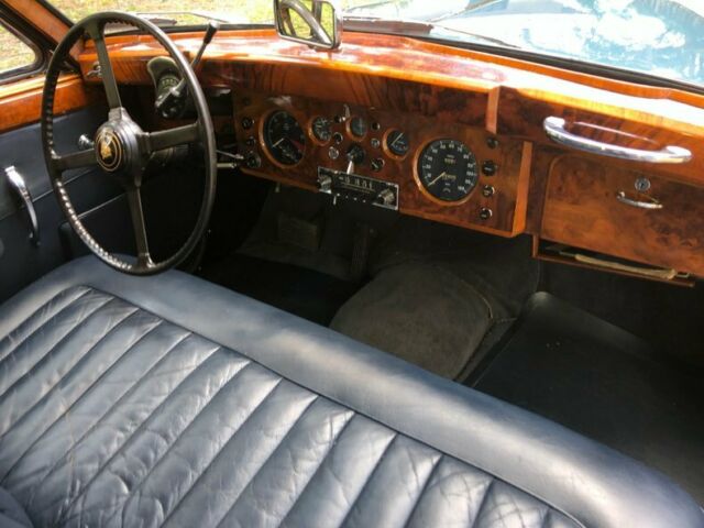 1960 -- Jaguar Mark IX Sedan