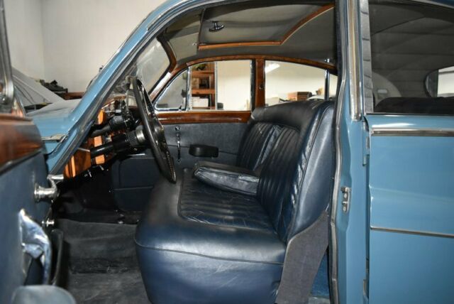 1960 -- Jaguar Mark IX Sedan