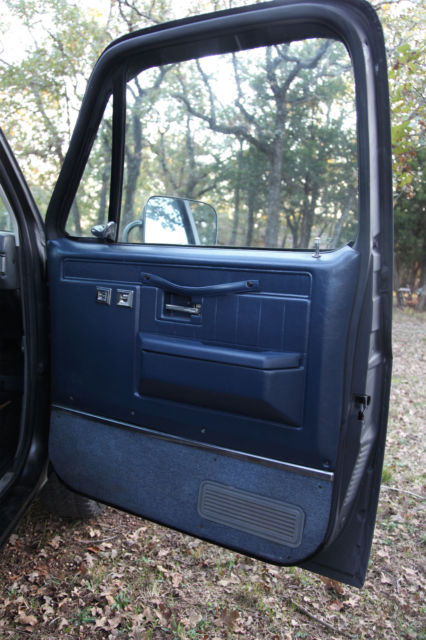 1984 Black Kevlar paint Chevrolet Blazer SUV