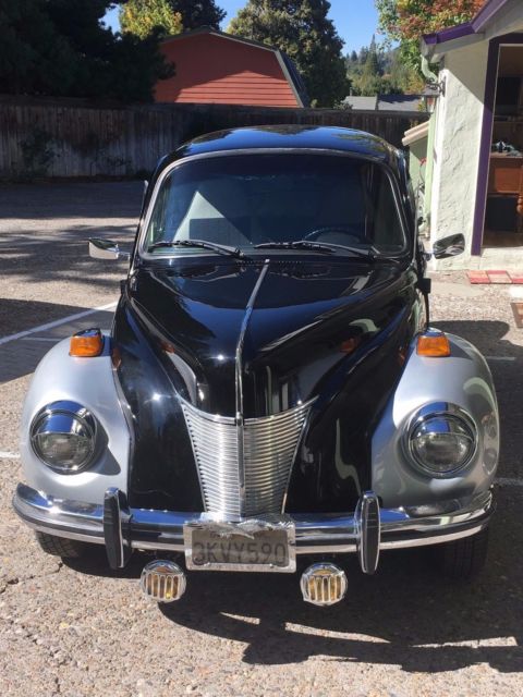 1973 Silver/ black Volkswagen Beetle - Classic