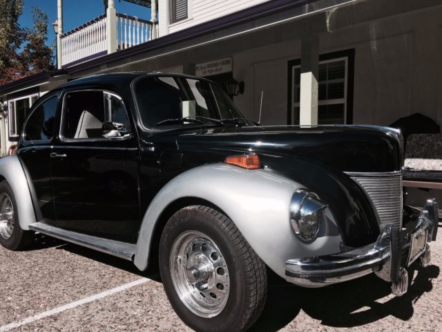 1973 Silver/ black Volkswagen Beetle - Classic
