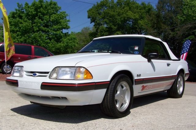 1989 White Ford Mustang Convertible