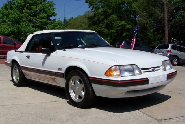 1989 White Ford Mustang Convertible