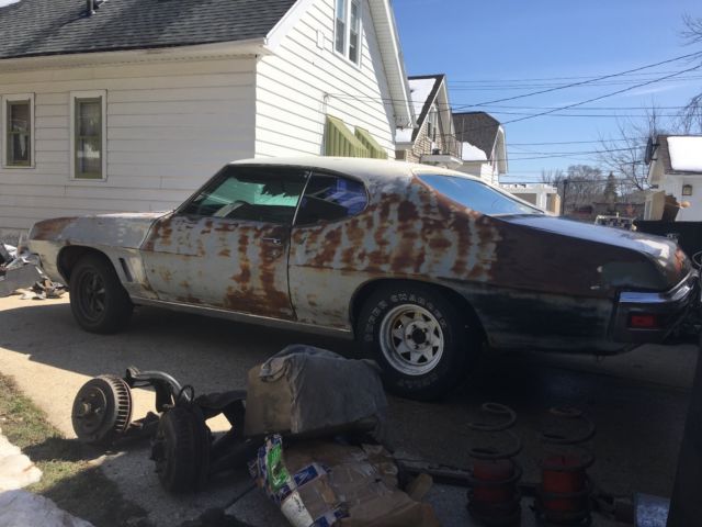 1972 wilderness green Pontiac GTO