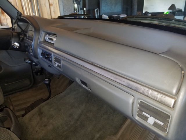 1993 Black Ford Bronco SUV