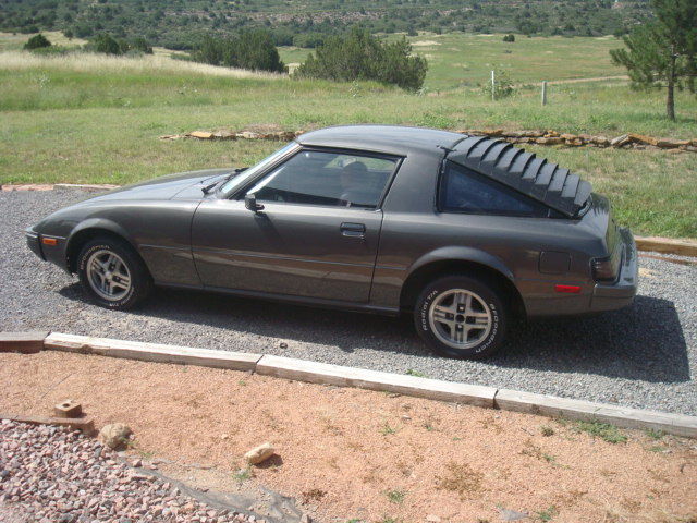 1984 charcoal gray Mazda RX-7 Coupe