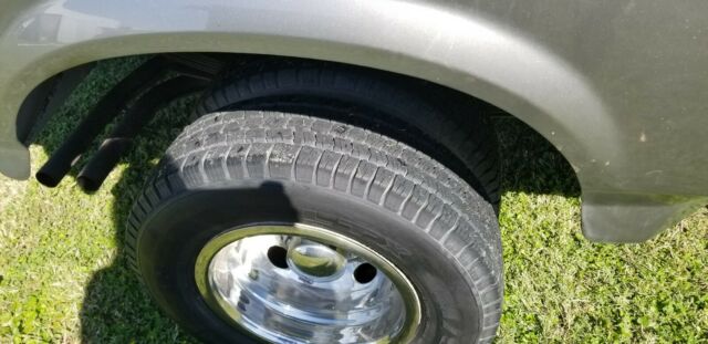 1991 Gray Ford F-350 Crew Cab Pickup