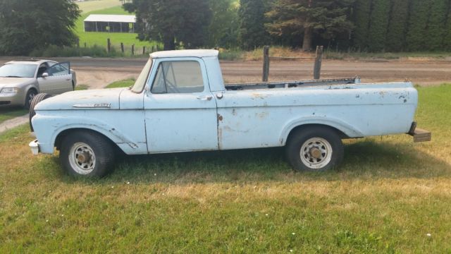 1961 Blue Ford F-250 Cab & Chassis