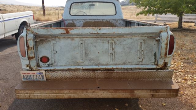 1961 Blue Ford F-250 Cab & Chassis