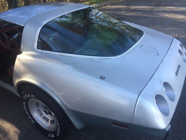 1978 Charcoal Silver and Silver Chevrolet Corvette Coupe