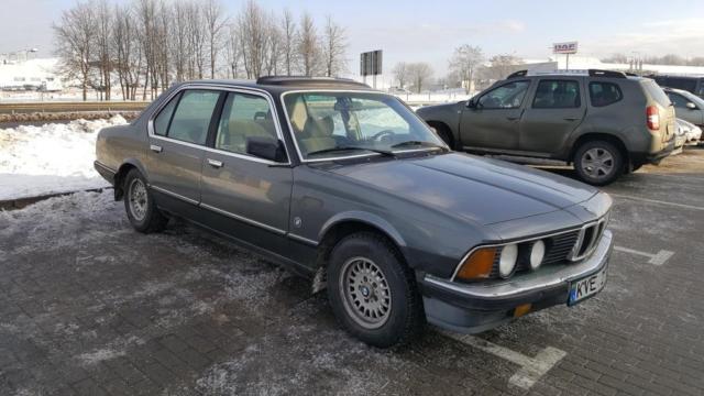 1986 Gray BMW 7-Series Sedan